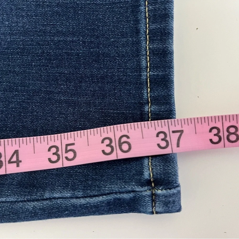 Nautica Blue Skinny Mid Rise Medium Wash Jeans